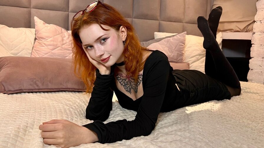ElizabethBlanco
